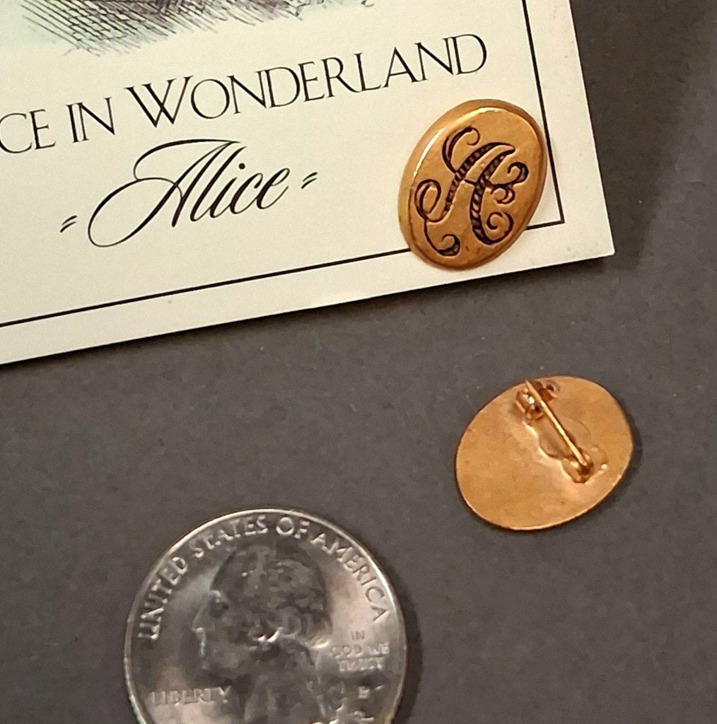 Alice In Wonderland-Cast Bronze Pin