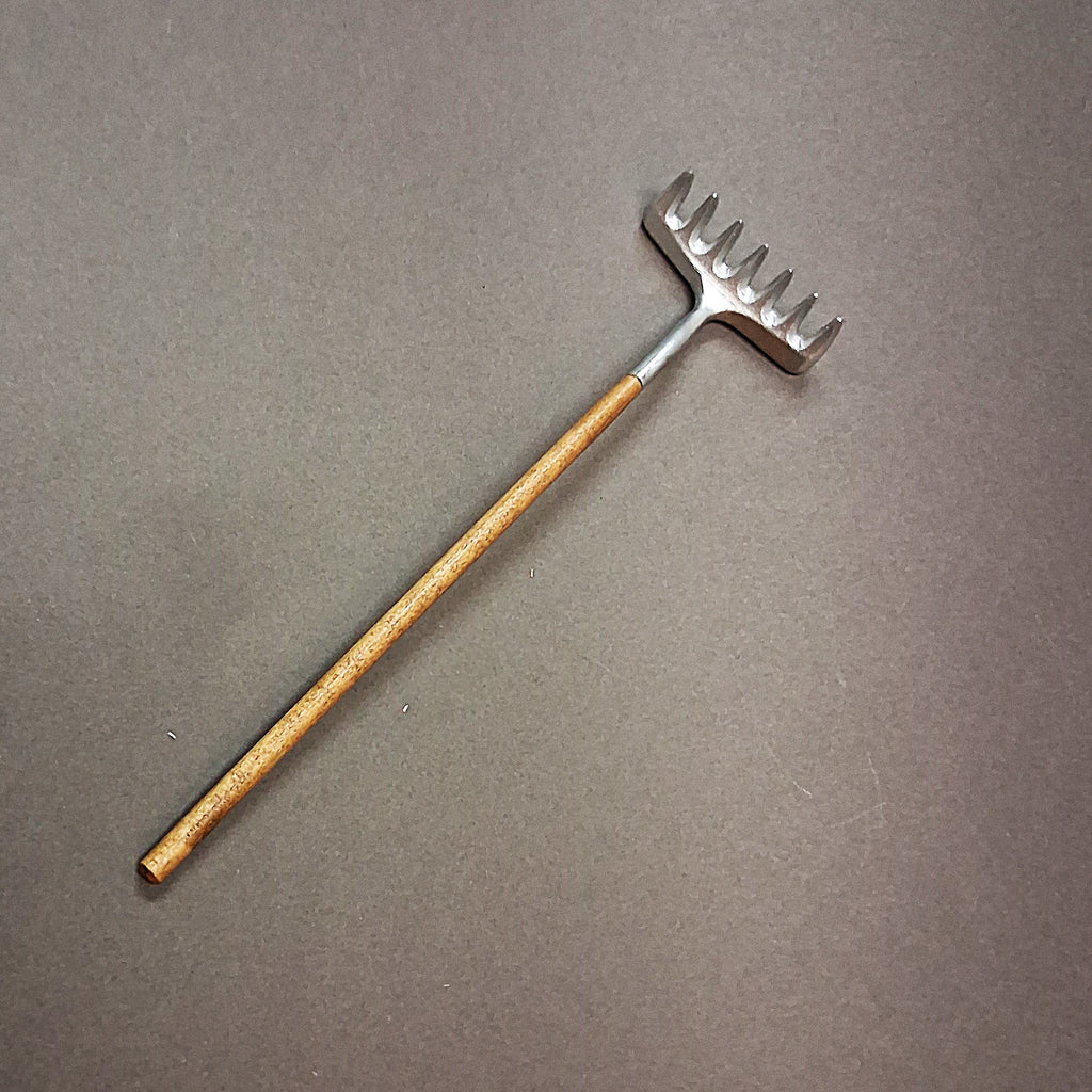 Mary Mary Quite Contrary-Rake