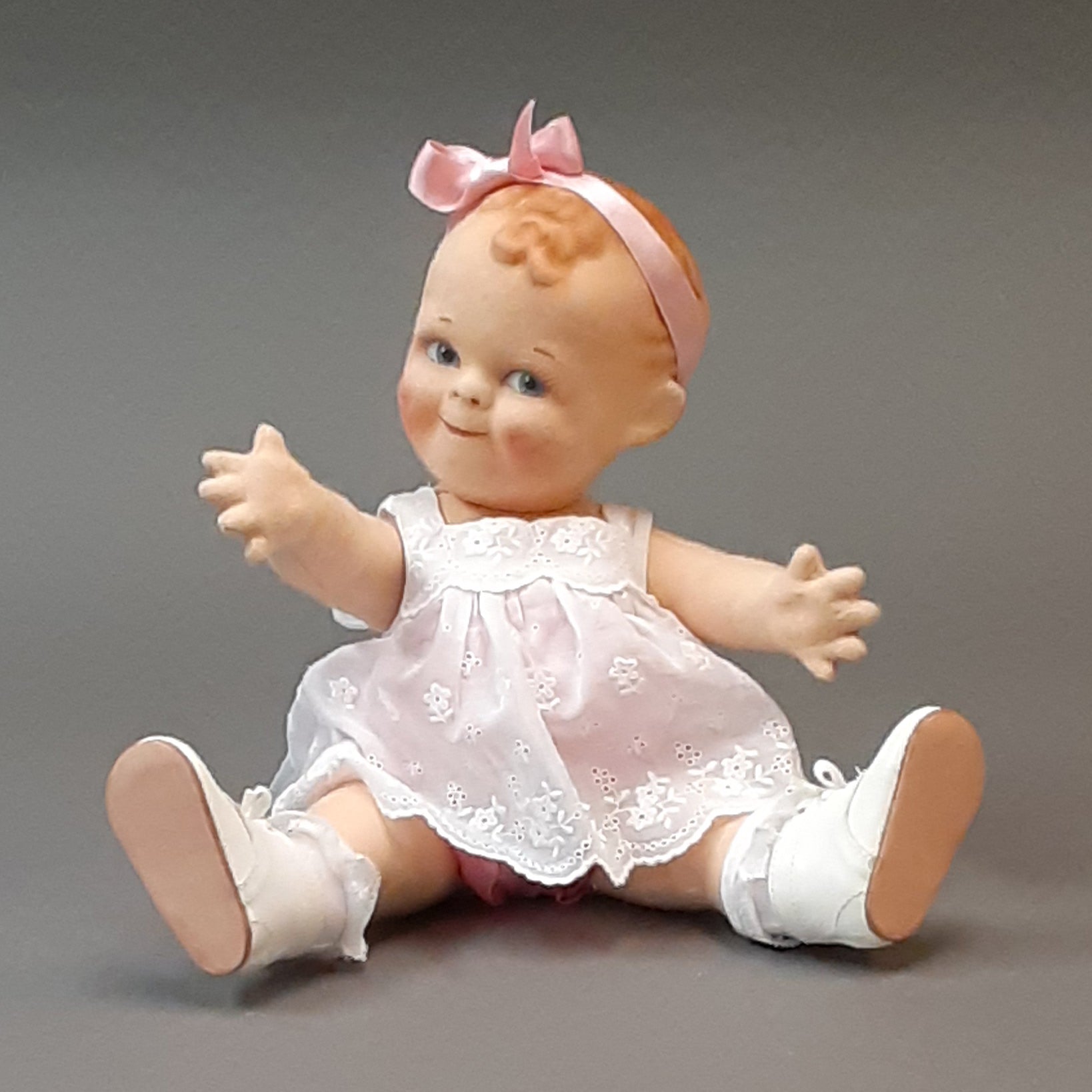 コレクション R. John Wright \"Sunshine Scootles\" 18cm sunshinescootles-071718_600x.