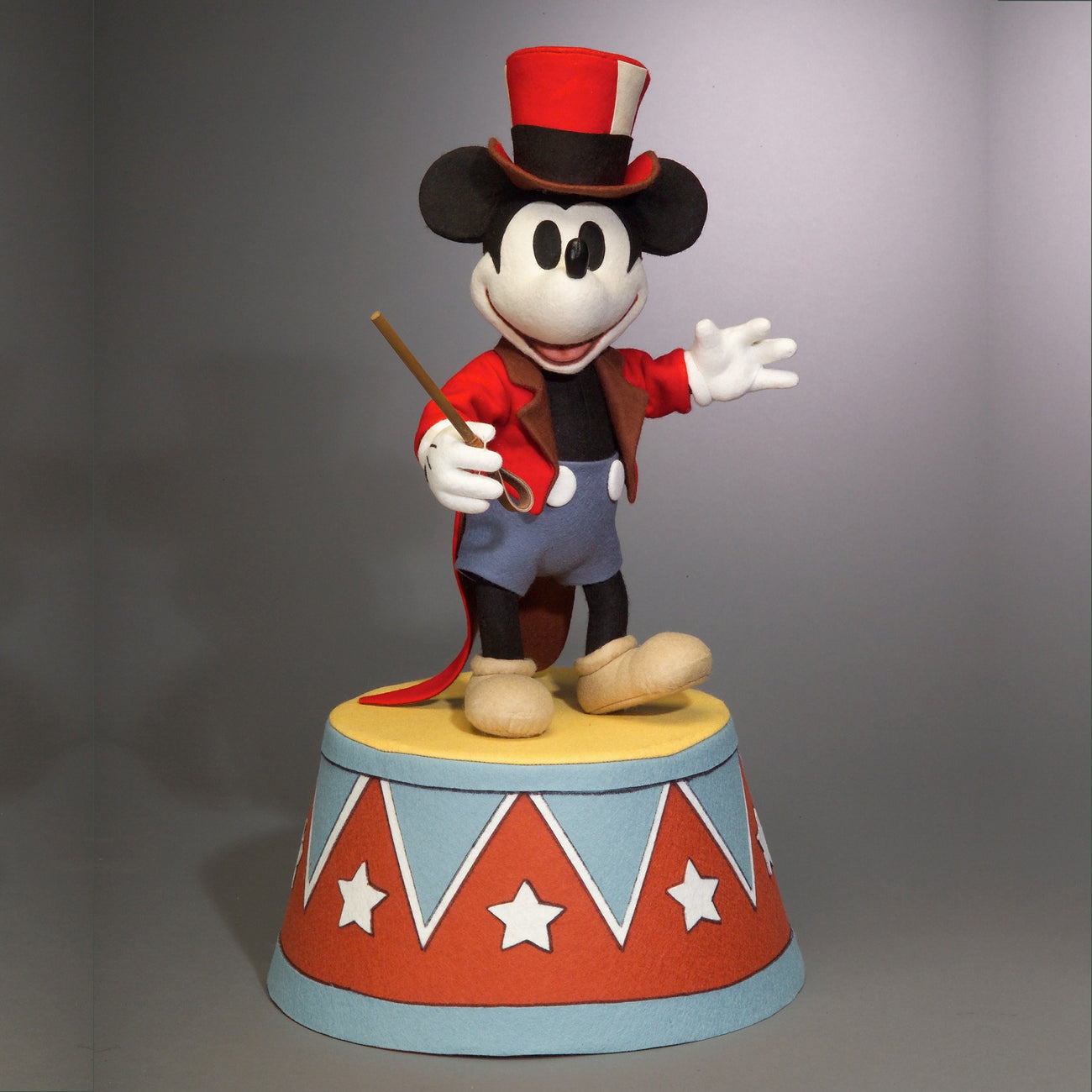 Disney Mickey Mouse ミラー TOWN CIRCUS Circus Pedestal | R. John Wright Dolls