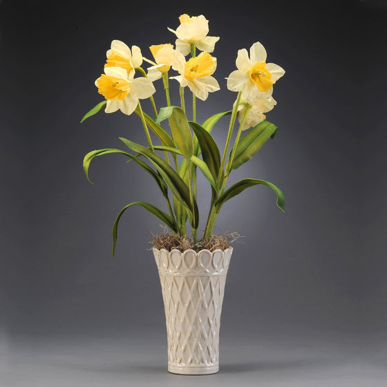 hand crafted felt daffodils