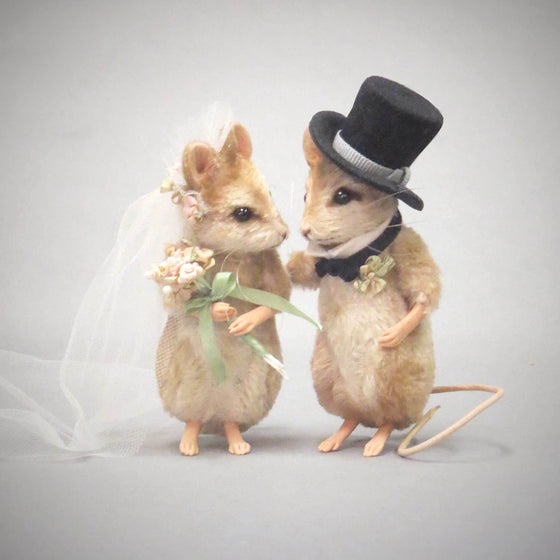 Bride & Groom Mice plush dolls