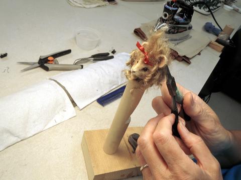 Cowardly Lion™ Mouse